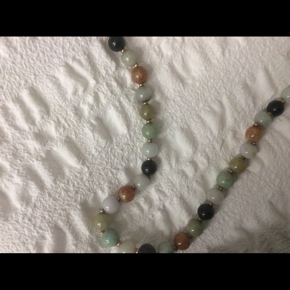 14k Multi-Color Jade - Picture 2 of 3